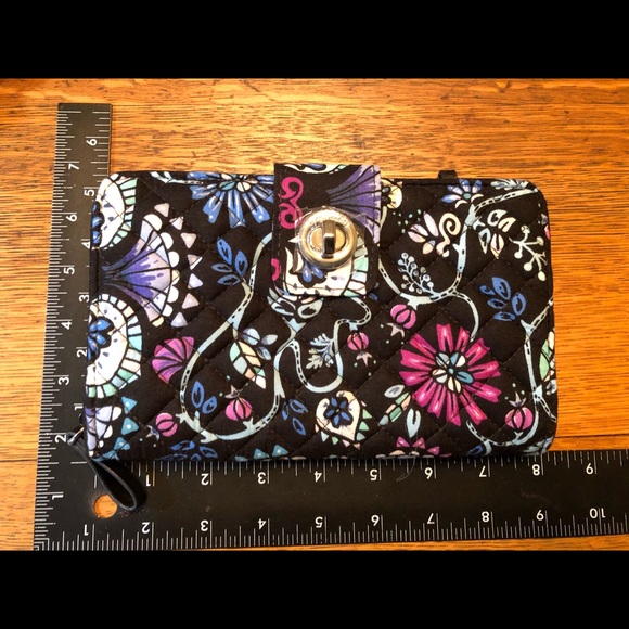 Vera Bradley Turnlock Wallet - Picture 6 of 6